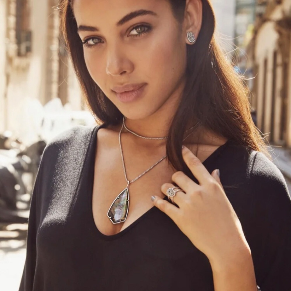 Kendra Scott Carole Pendant Necklace